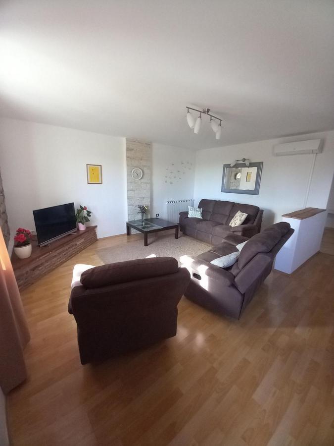 Casa Girasole Villa Buje Ngoại thất bức ảnh